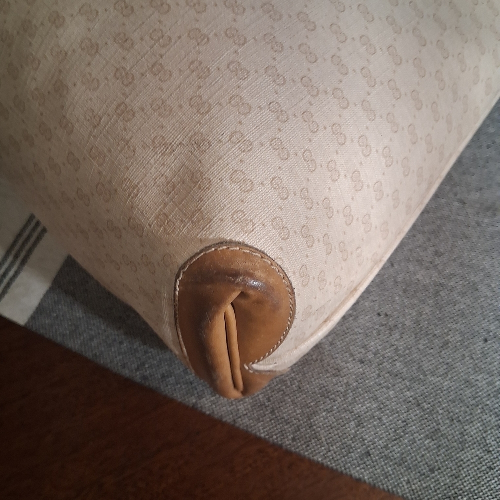 Elegant Cream Tote Bag - Picture 9 of 16